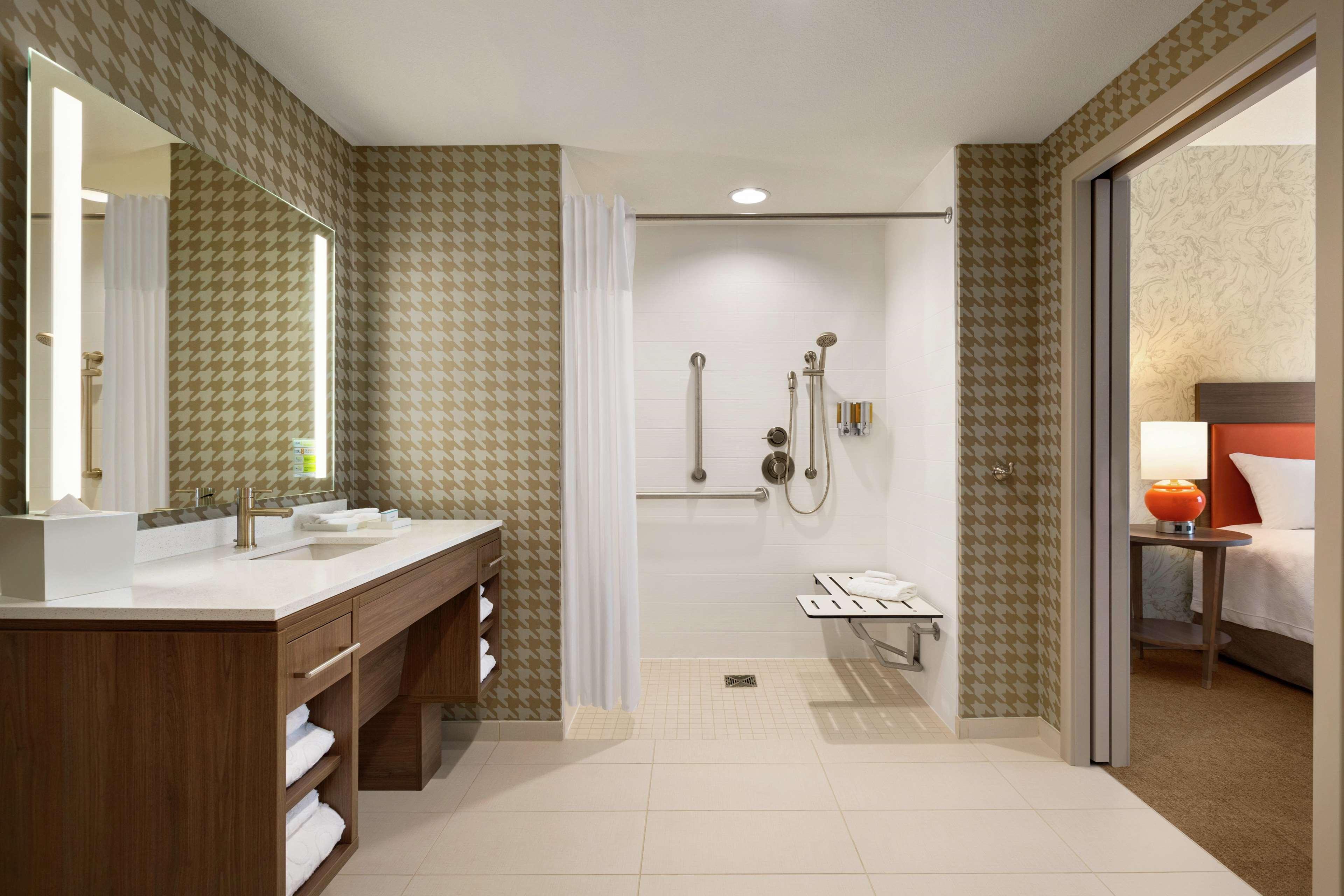 Home2 Suites By Hilton Frederick Ngoại thất bức ảnh