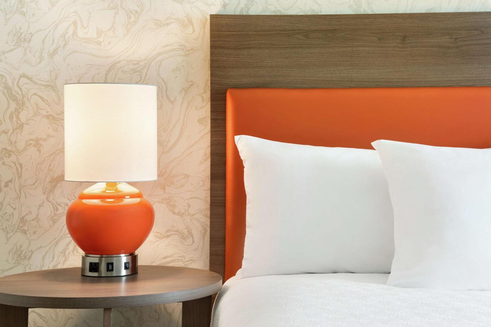 Home2 Suites By Hilton Frederick Ngoại thất bức ảnh